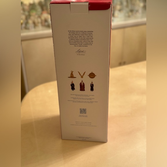 Hallmark Keepsake 2022, Miniature Harry Potter The Wizarding World Tree Set with - Picture 8 of 9